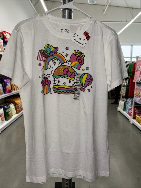 Tops - NWT Hello Kitty Sanrio Burger Rainbow Graphic T-Shirt Women’s Medium Kawaii